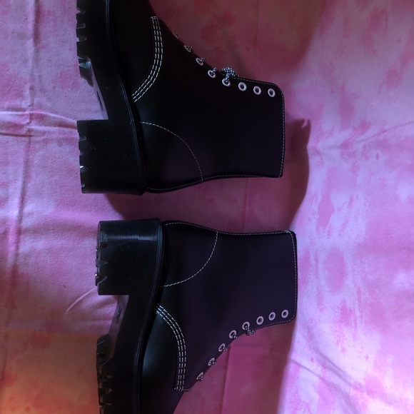 🌟Dr. Martens!! Shriver high contrast Sz 9 Rare! Sold out everywhere! NEW in box - Picture 11 of 11